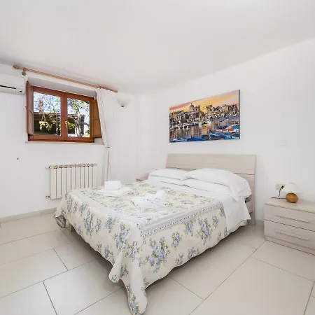 De Vivo Realty - Ulivi Apt Sorrento